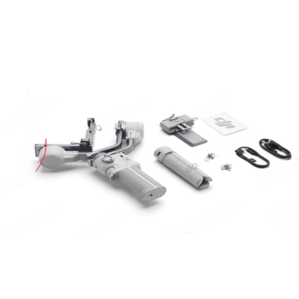 Một trong những cải tiến đáng chú ý của DJI RS4 Mini là tay cầm được phủ lớp Teflon cao cấp